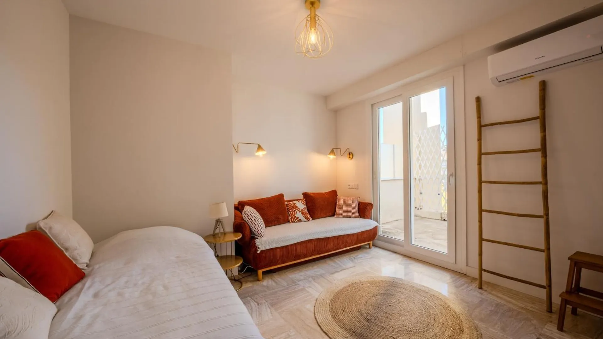 Appartement Avec Terrasse Et Vue Mer Cannes Apartment