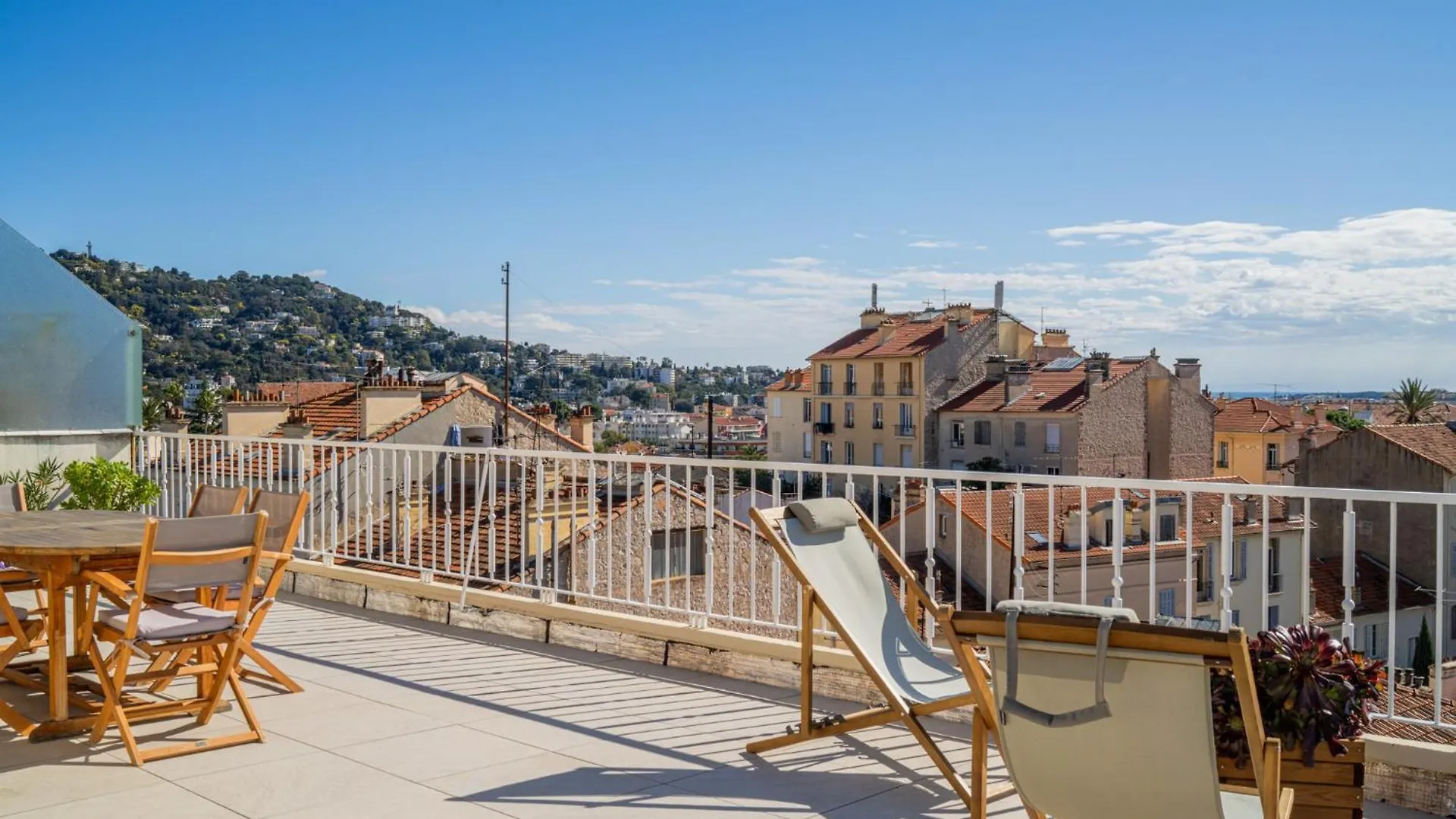 Appartement Avec Terrasse Et Vue Mer Cannes Apartment