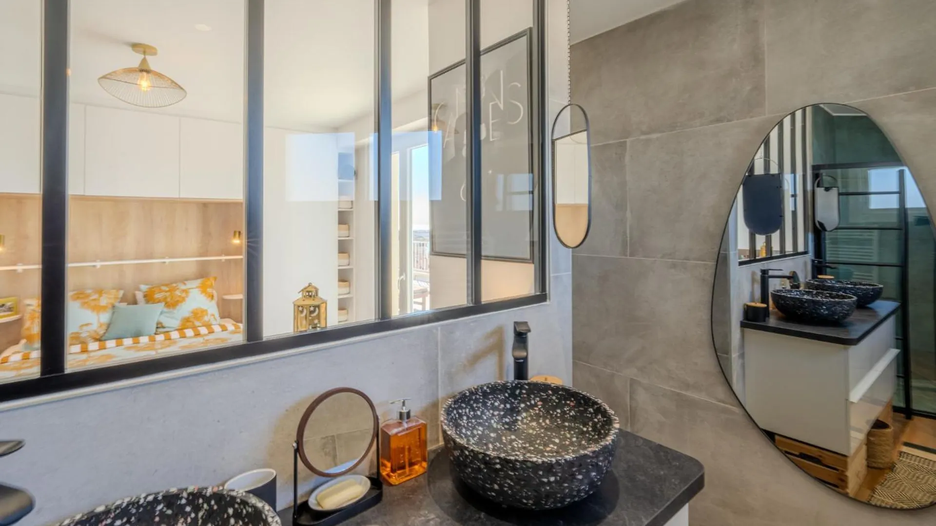 Appartement Avec Terrasse Et Vue Mer Cannes