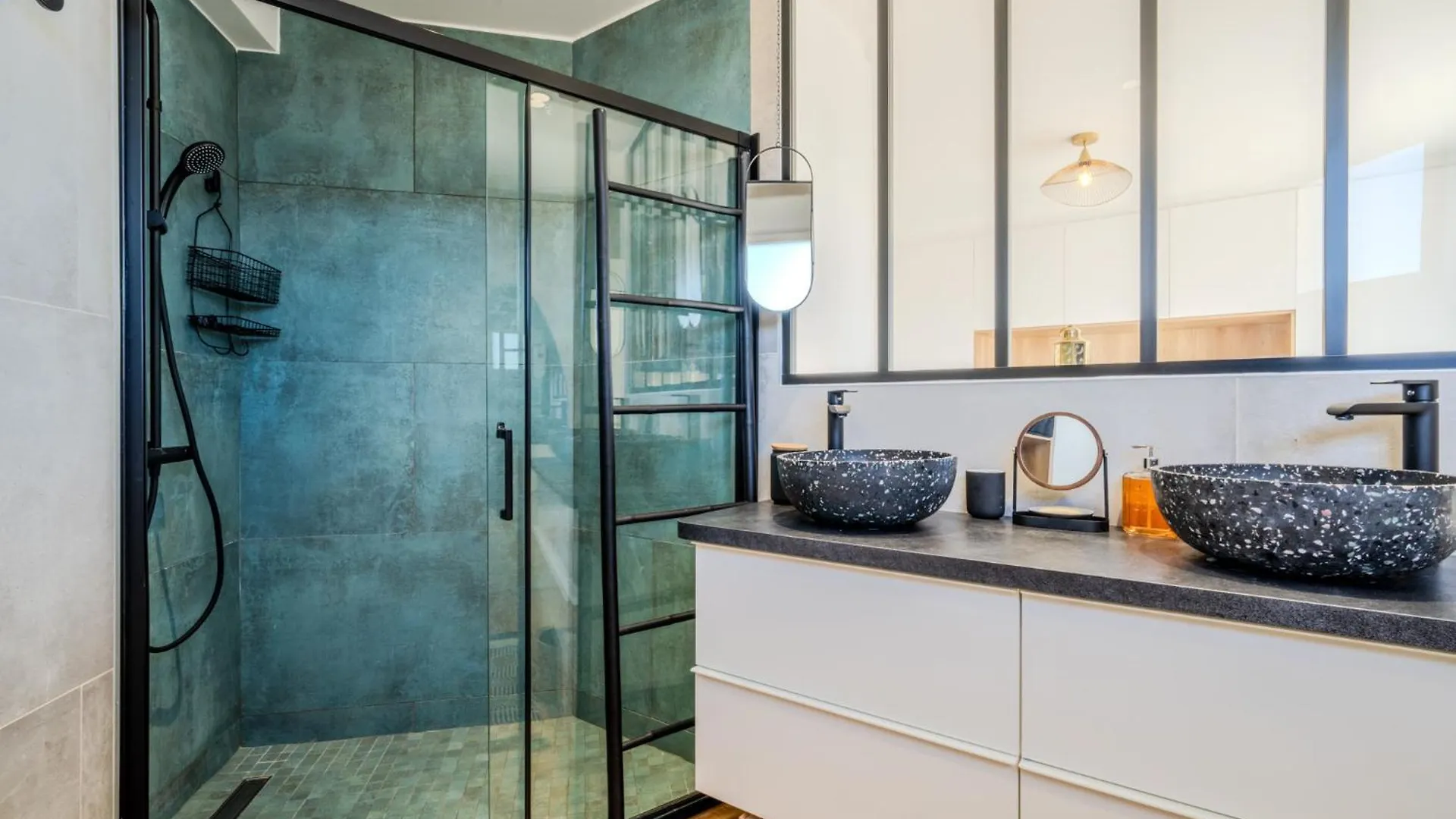 Appartement Avec Terrasse Et Vue Mer 戛纳 公寓