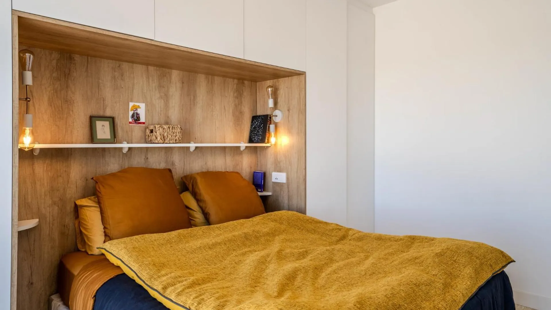 Appartement Avec Terrasse Et Vue Mer 戛纳 公寓